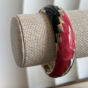 Vintage Red Black Enamel Hinged Bangle Clamper Bracelet Gold Accents Geometric